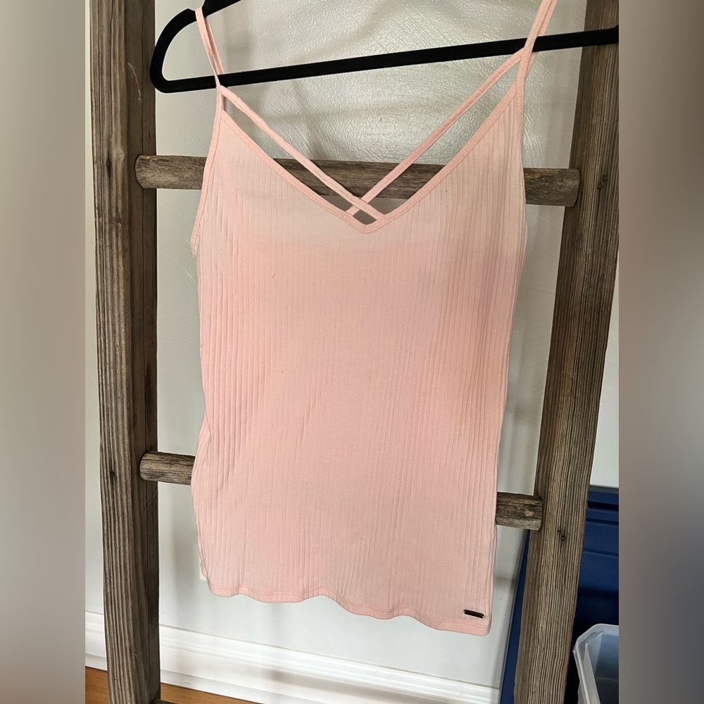 Hollister Tank
